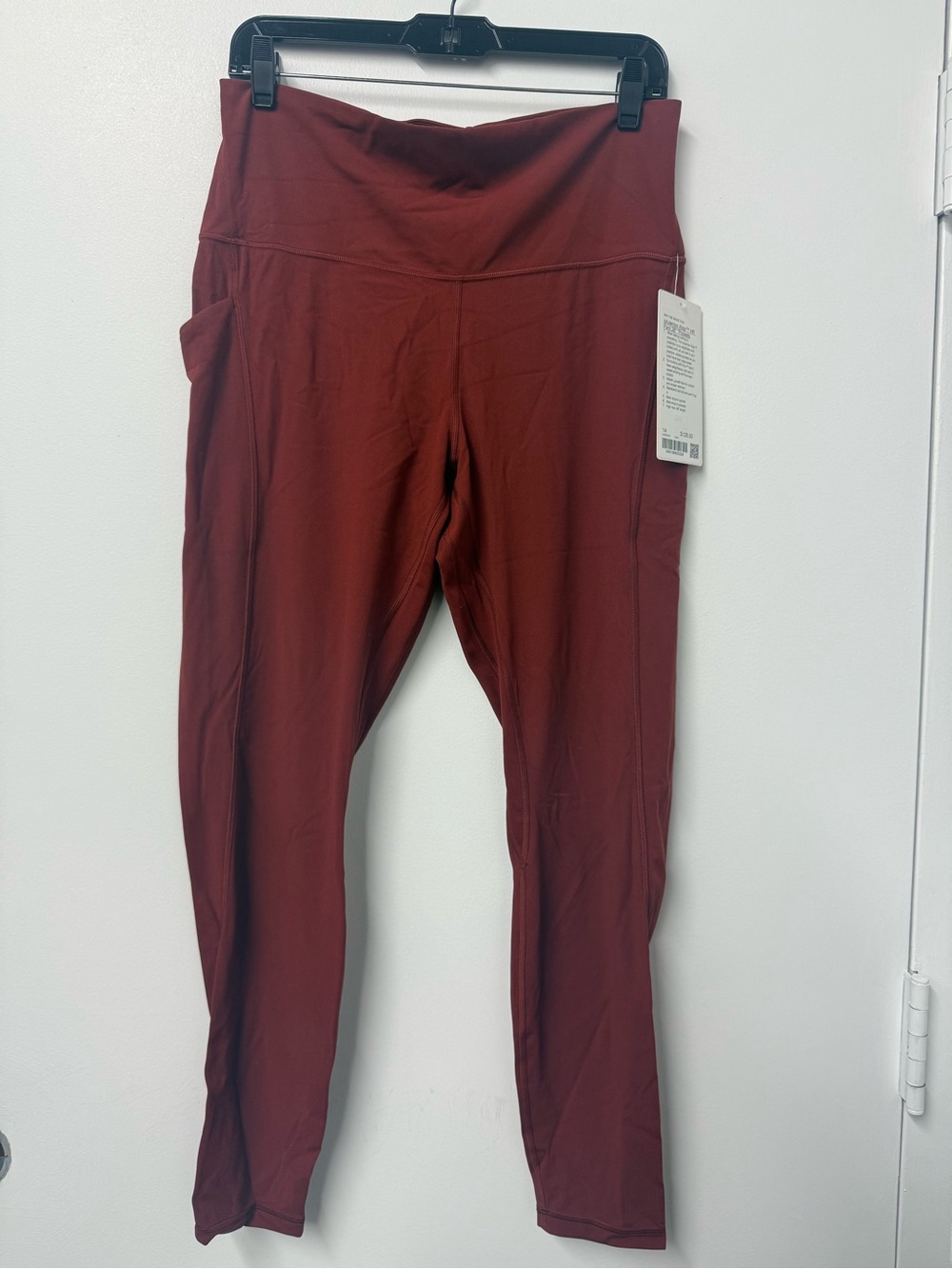 LuluLemon Align HR 28” *Pockets in Cranberry Charm